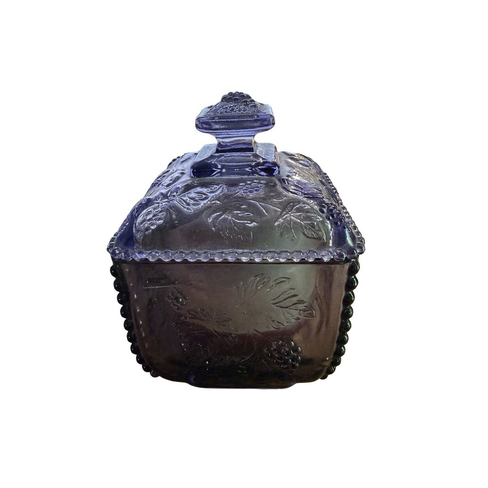 Fenton Amethyst Purple Square Candy Dish Grapes &‎ Leaves Pattern With Lid